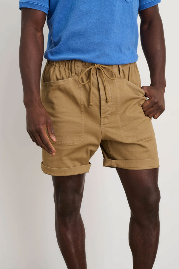 Pull-On Button Fly Shorts in Warm Khaki