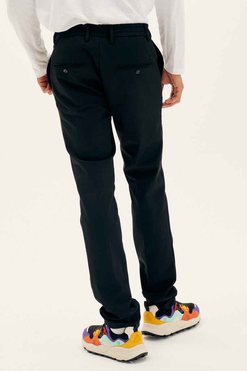 Milano Solid Jogger