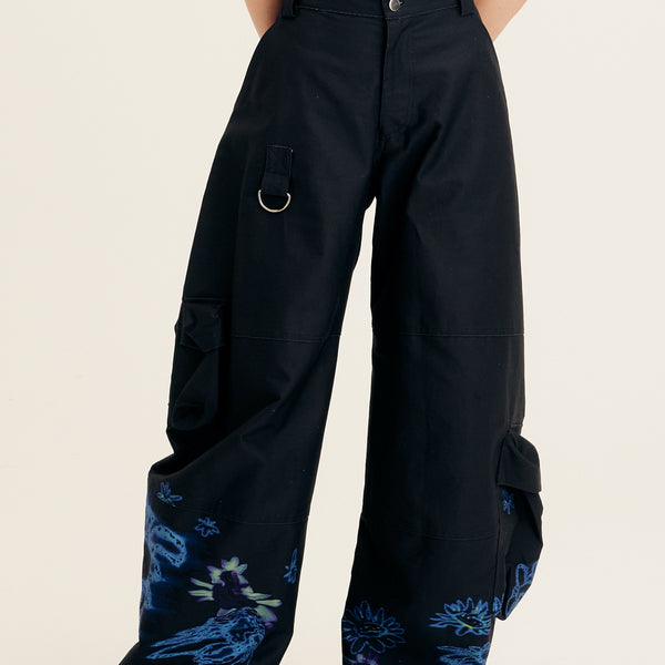 Lawn Cargo Pant In Black – Ron Herman