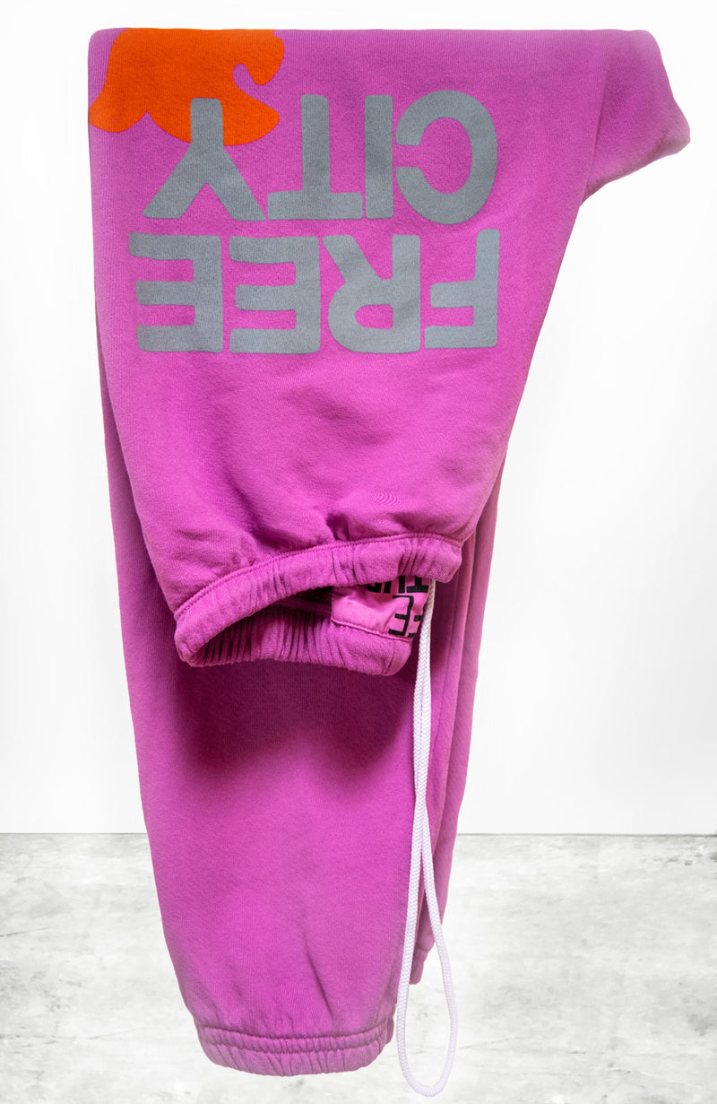FREECITY Classic Sweatpants in Pinkjuice