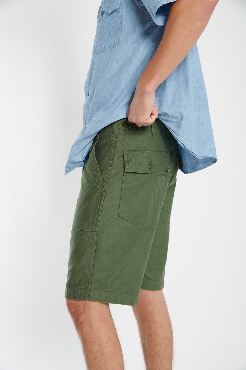 green army fatigue shorts.