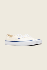 Vault by Vans OG Authentic LX Canvas Classic White